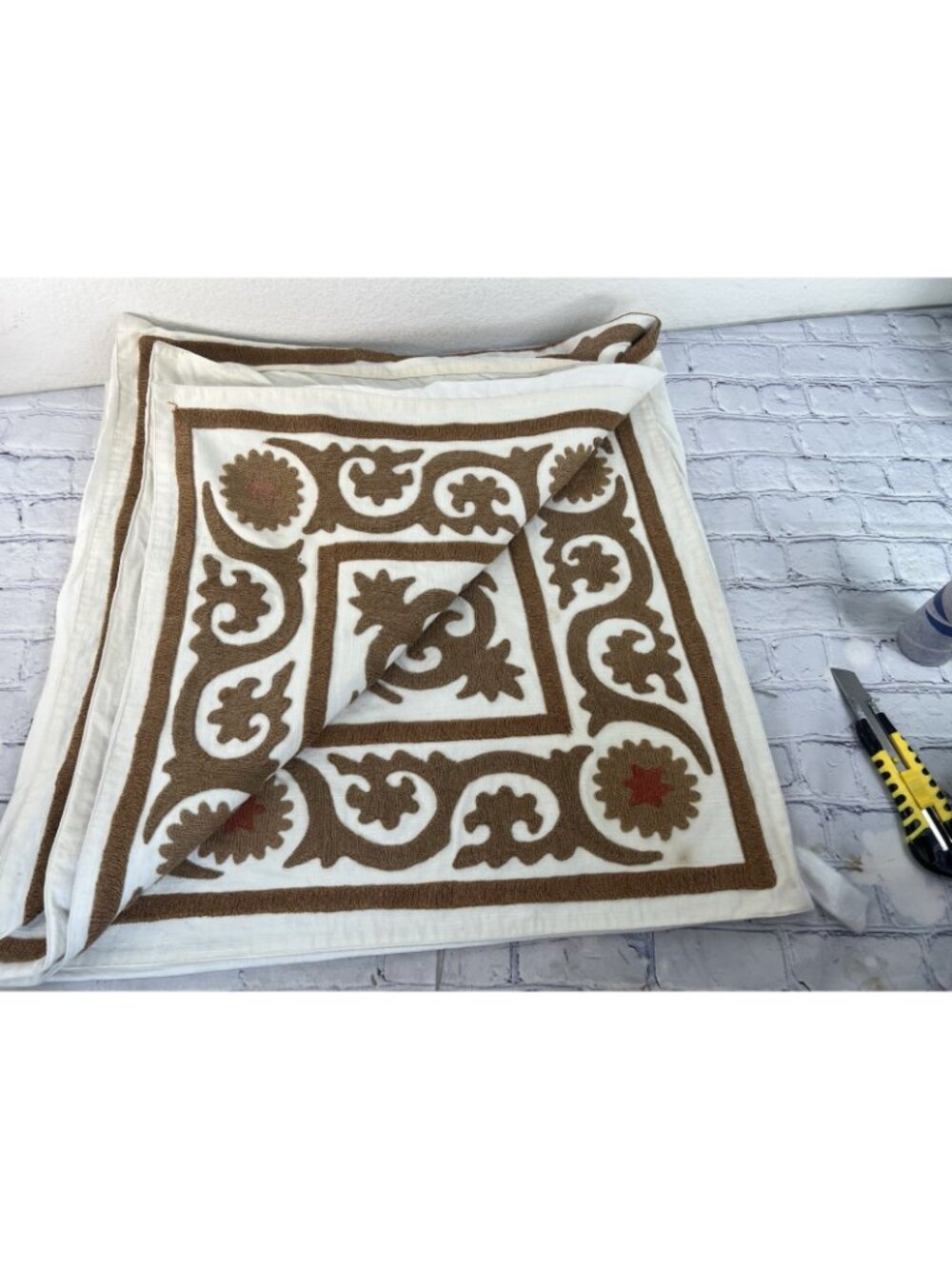Pottery Barn Neila Suzani Embroidered Table cove/wall decor 48 x 46 - Picture 8 of 8